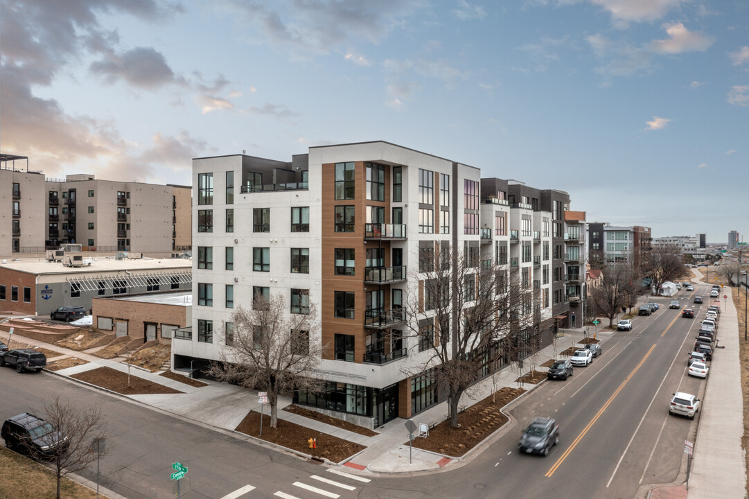 The Edge LoHi in Denver, CO - Foto de edificio