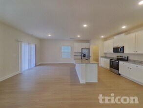 7114 Jerimoth Dr in Charlotte, NC - Foto de edificio - Building Photo