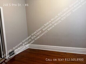 248 S 9th St-Unit -#6 in Terre Haute, IN - Foto de edificio - Building Photo