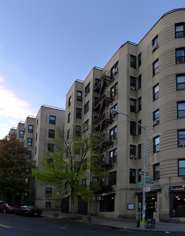 600 West 218th Street in New York, NY - Building Photo - Building Photo