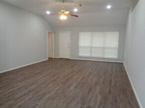 3014 Forestbrook Dr in Spring, TX - Building Photo - Building Photo