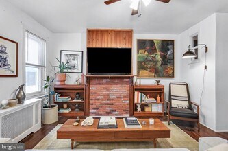1627 Cadwallader St in Philadelphia, PA - Building Photo - Building Photo