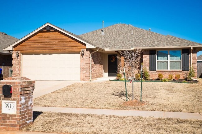 property at 3913 Caraway Ln