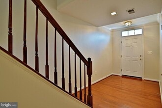 5263 Prairie Willow Way in Centreville, VA - Building Photo - Building Photo