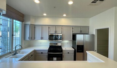 370 Carmel Creeper Pl in Encinitas, CA - Building Photo - Building Photo