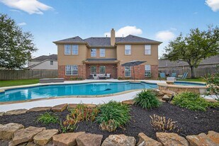 3329 Oak Dale Way in Seabrook, TX - Building Photo