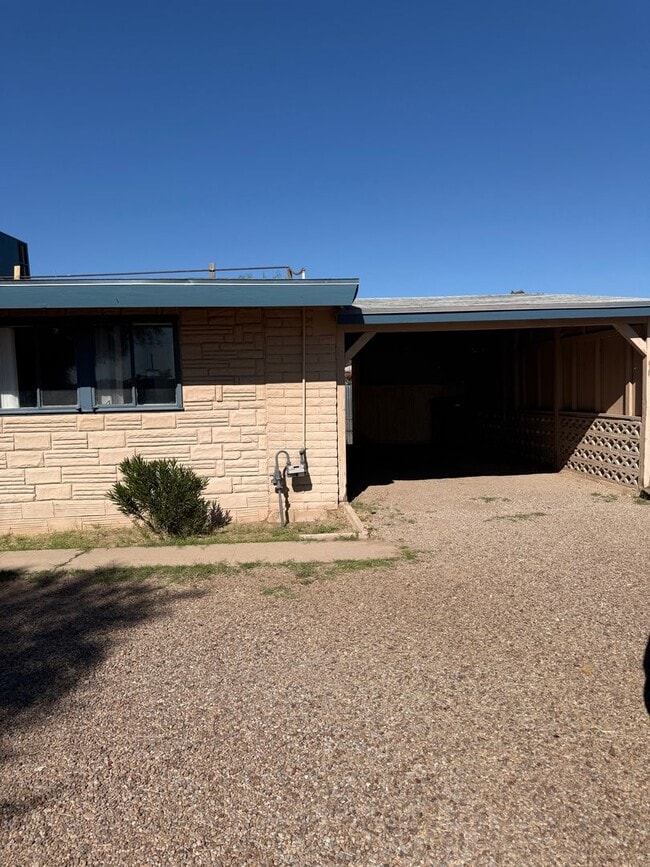 2026 S Amalia Ave in Tucson, AZ - Building Photo - Building Photo