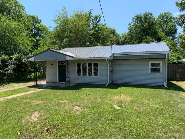 property at 3406 S Overman Ave