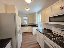 127 3rd St in Nekoosa, WI - Building Photo