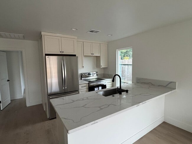 4700 3rd St in Rocklin, CA - Building Photo - Building Photo