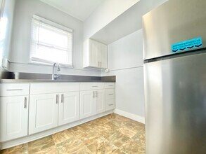 1133 Westmoreland Ave in Los Angeles, CA - Building Photo - Building Photo