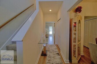 991 Meloney Dr in Hinesville, GA - Building Photo - Building Photo