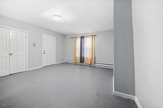 83 Jersey St in Paterson, NJ - Building Photo - Building Photo