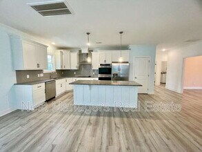 36 Micahs Way N in Spring Lake, NC - Foto de edificio - Building Photo