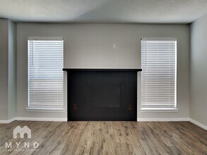 3984 Frontier Rd in Willis, TX - Building Photo - Building Photo