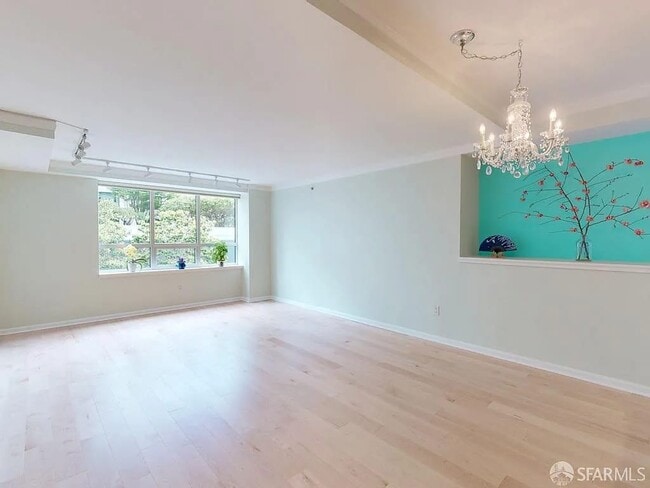 property at 400 Beale St
