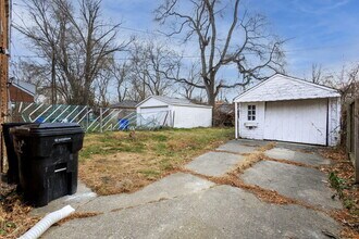 11222 Wayburn St in Detroit, MI - Building Photo - Building Photo