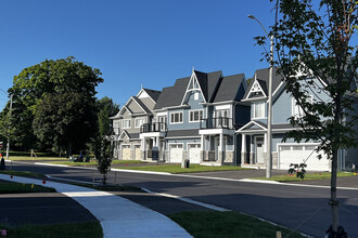 10 Twelve Trees Crt in Prince Edward, ON - Building Photo - Building Photo