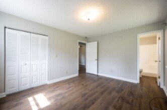 5902 Fort Sumter Dr in Harrison, TN - Building Photo - Building Photo