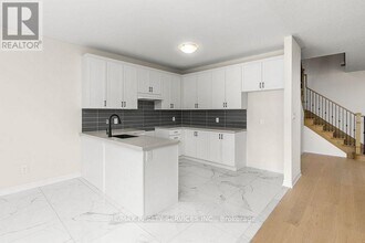 106 Palace St in Thorold, ON - Building Photo - Building Photo
