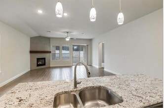 218 Gulfton St in Lakeway, TX - Building Photo - Building Photo