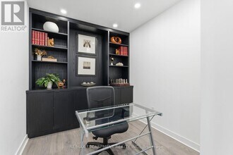 35 Mariner Terrace in Toronto, ON - Building Photo - Building Photo