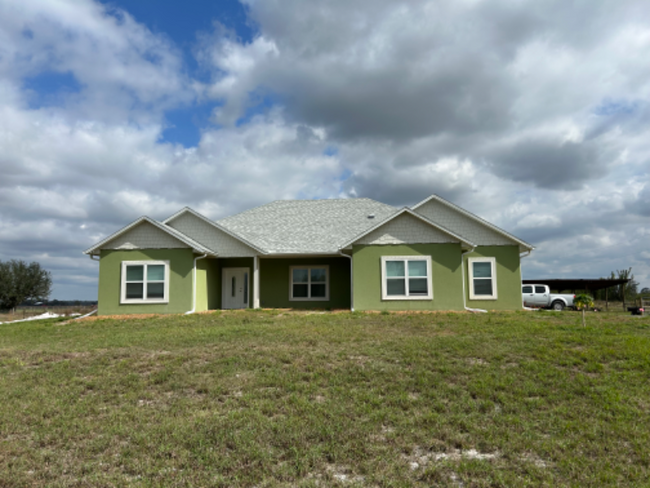 property at 7735 Wauchula Rd