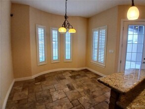 12 Hampton Ave in Edinburg, TX - Building Photo - Building Photo