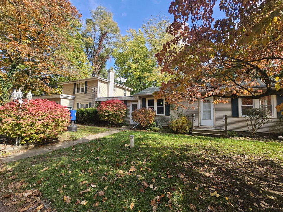 45 Leitch Dr in Battle Creek, MI - Building Photo
