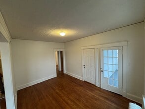 393 Second Ave in Albany, NY - Building Photo - Building Photo