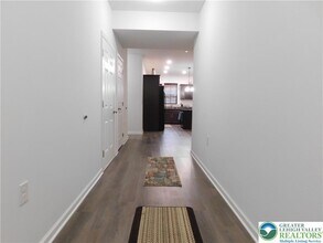 1047 Cetronia Rd in Trexlertown, PA - Building Photo - Building Photo