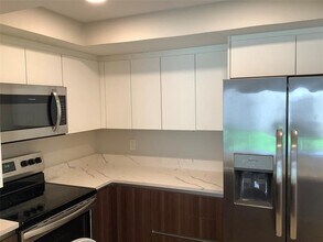 65 Deer Creek Rd in Deerfield Beach, FL - Building Photo - Building Photo
