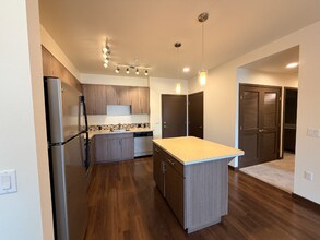 580 8th Ave NE in Issaquah, WA - Foto de edificio - Building Photo