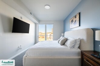 1600 NW 38th St, Unit A-332 in Kansas City, MO - Foto de edificio - Building Photo