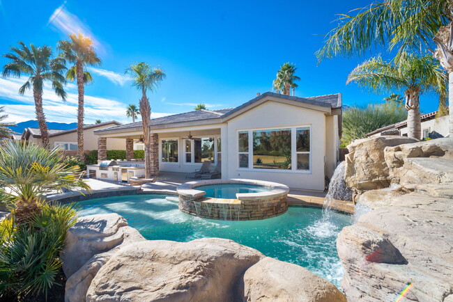 61436 Topaz Dr in La Quinta, CA - Building Photo - Building Photo