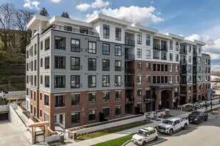 The Mason in Abbotsford, BC - Building Photo