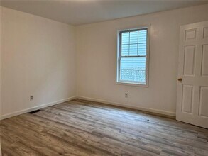16 Diamond St in Providence, RI - Building Photo - Building Photo