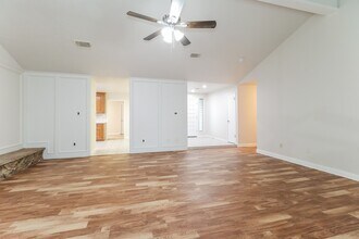 2127 Round Wind Trail in Crosby, TX - Building Photo - Building Photo