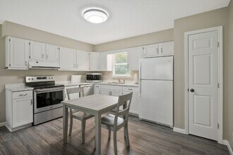 120 E Acres Ave in Waverly, TN - Building Photo - Building Photo