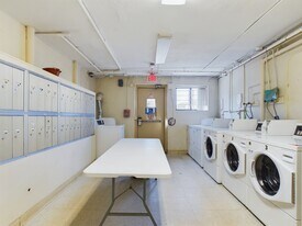 18 Glencoe St, Unit 23 in Boston, MA - Building Photo