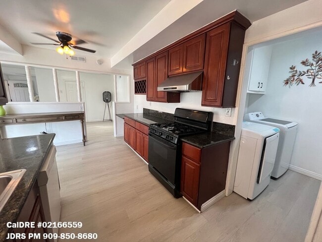 601 Camino Grove Ave in Arcadia, CA - Building Photo - Building Photo
