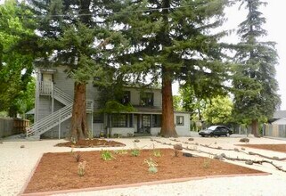1050 Central Ave, Unit 1 in Napa, CA - Foto de edificio - Building Photo