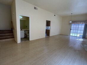 132 N Atlantic Blvd in Alhambra, CA - Building Photo - Building Photo