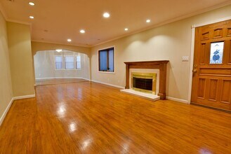 5466 Mary Jo Way in San Jose, CA - Building Photo - Building Photo