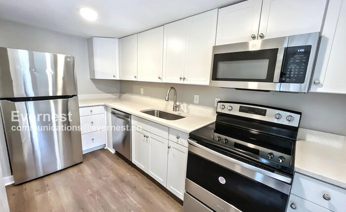 2406 Lyndon Ave in Chattanooga, TN - Building Photo