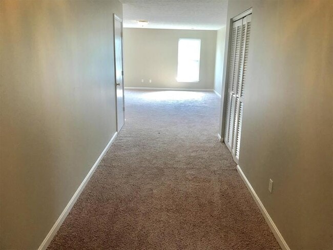 9708 Stream View Trail in Louisville, KY - Building Photo - Building Photo