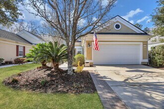 15 Whitebark Ln in Bluffton, SC - Building Photo - Building Photo