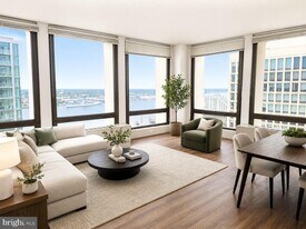 200 Locust St in Philadelphia, PA - Building Photo