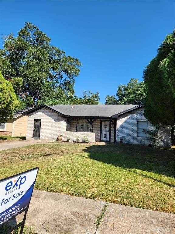 property at 2918 Knotty Oaks Trail