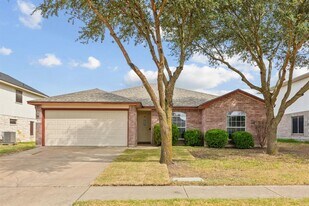 4807 Golden Gate Dr in Killeen, TX - Building Photo